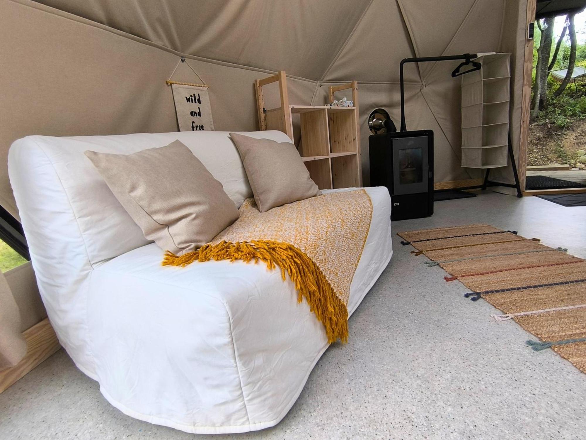 Luxury tent Czadowy Glamping Wetlina